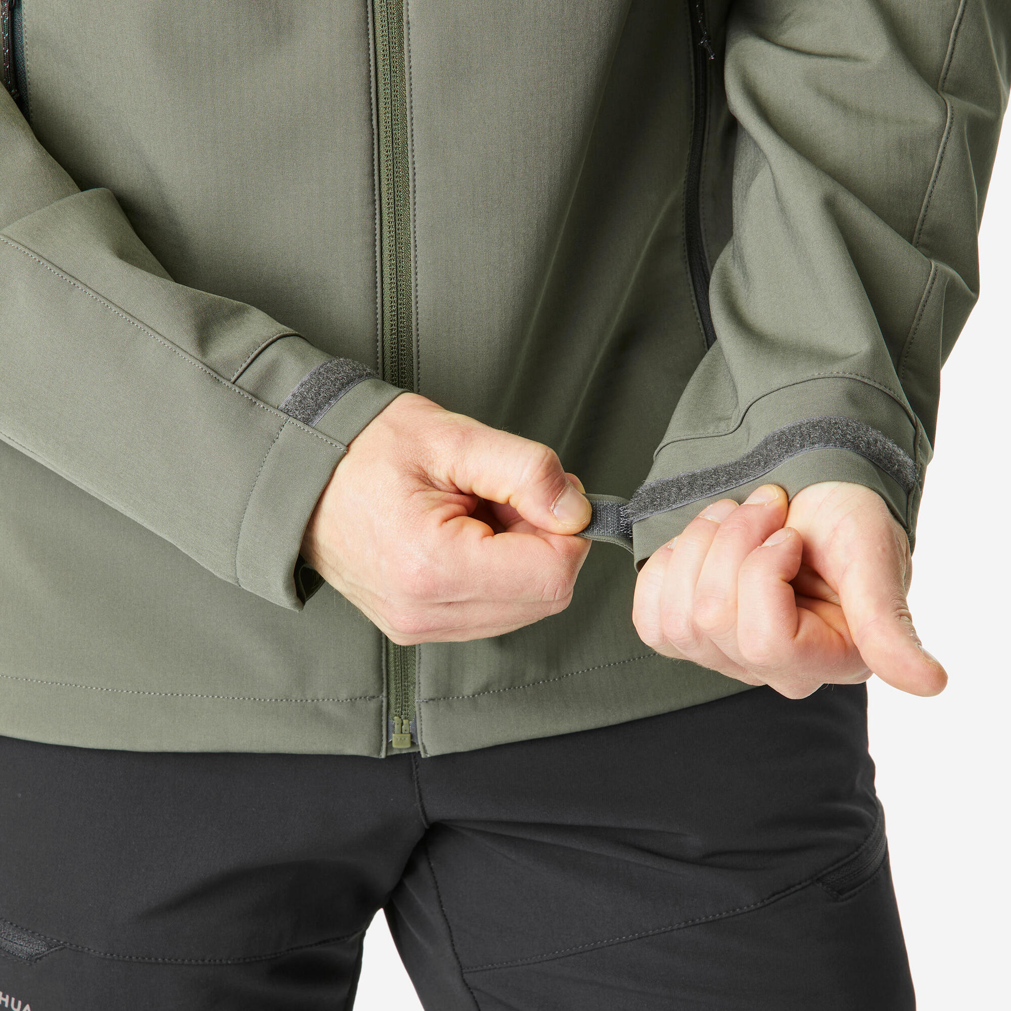 Forclaz Men's 500 Windbreaker Softshell Jacket - Image 8