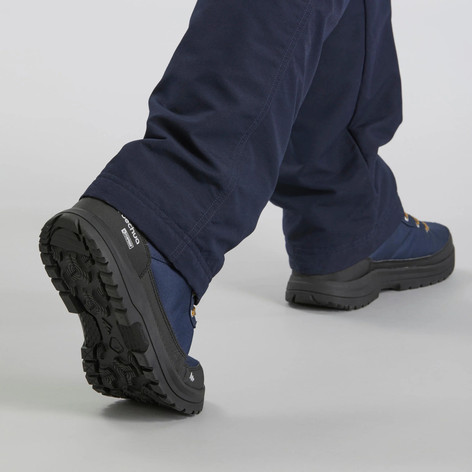 Quechua Men's NH100 Warm Waterproof Mid Hiking Boots - Image 10