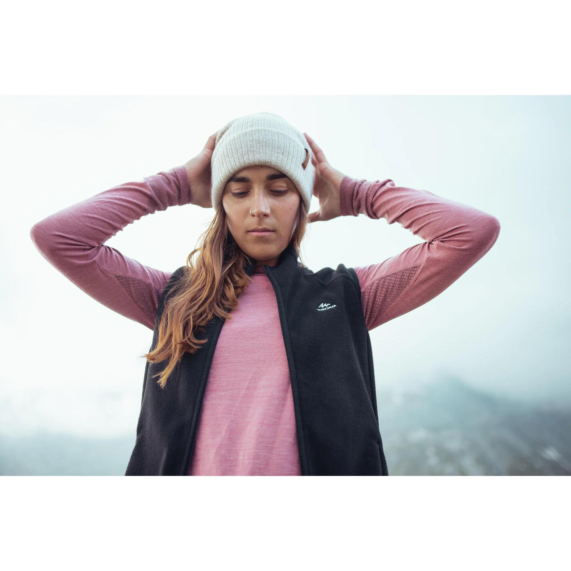 Quechua Women's MH120 Hiking Fleece Vest - Image 10